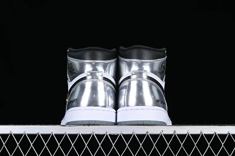 All categories Air Jordan Jordan series basketball shoes Air Jordan 1 High Air Jordan 1 Pass The Torch AJ1 Joe 1 Leonard liquid electroplated silver AQ7476-016